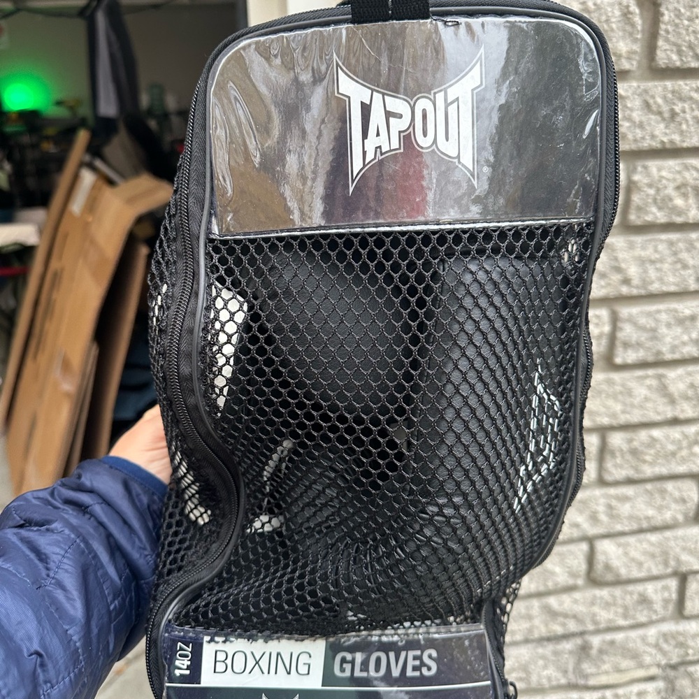 Tapout Black and White Boxing Gloves